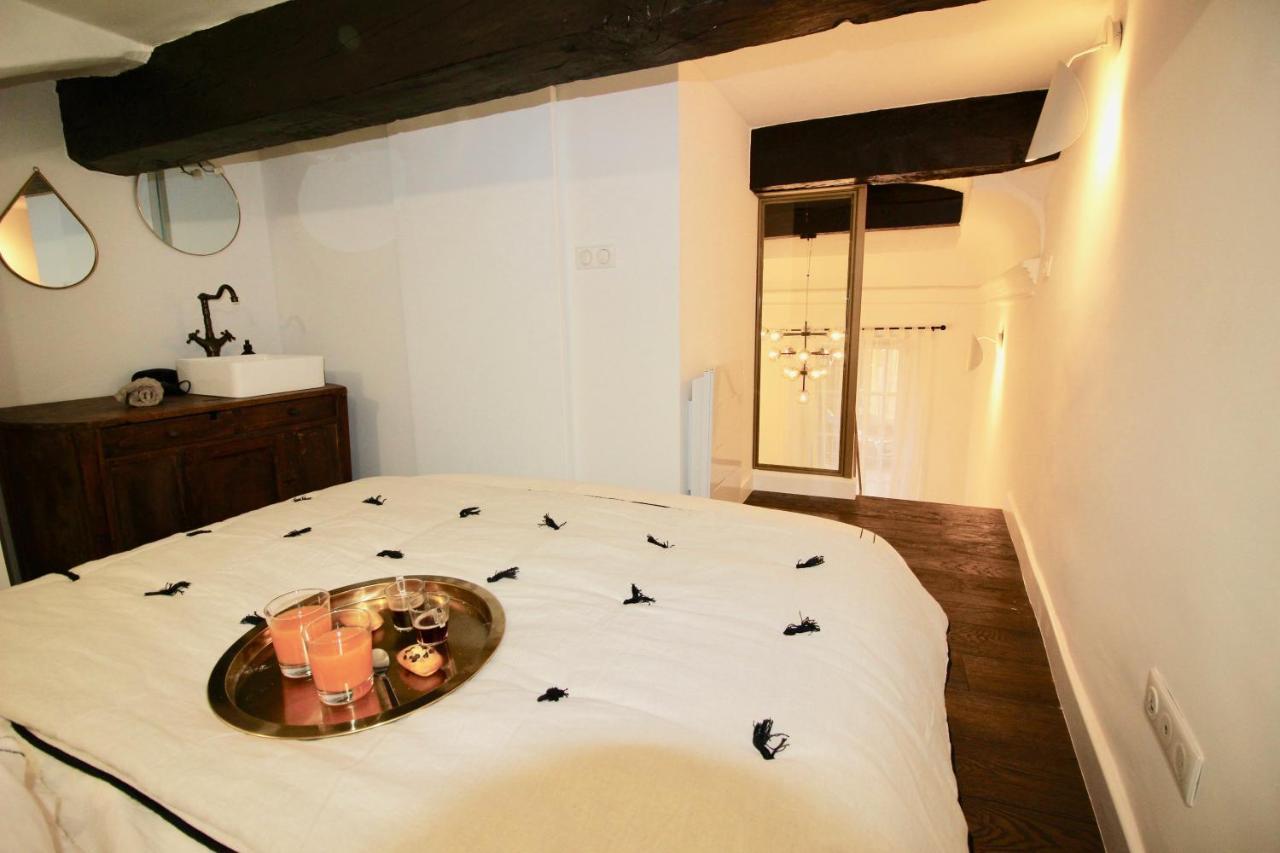 Le Madeleine Apartment Aix-en-Provence Bagian luar foto